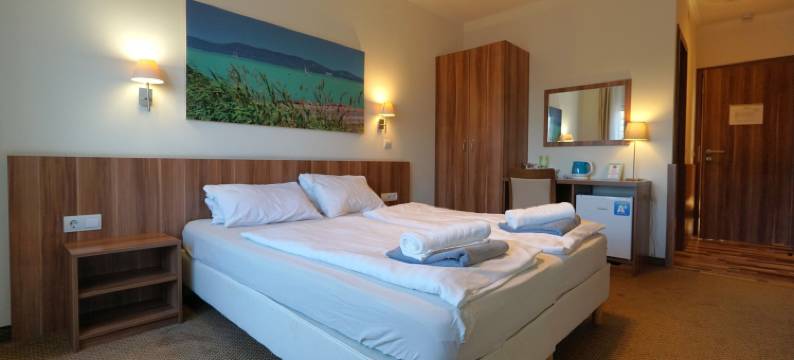 巴拉顿缤纷海滩酒店(Balaton Colors Beach Hotel)图片