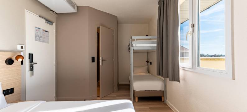 比西圣乔治马恩拉瓦莱普瑞米尔经典酒店(Kyriad ECO - Marne-la-Vallée Bussy-Saint-Georges)图片