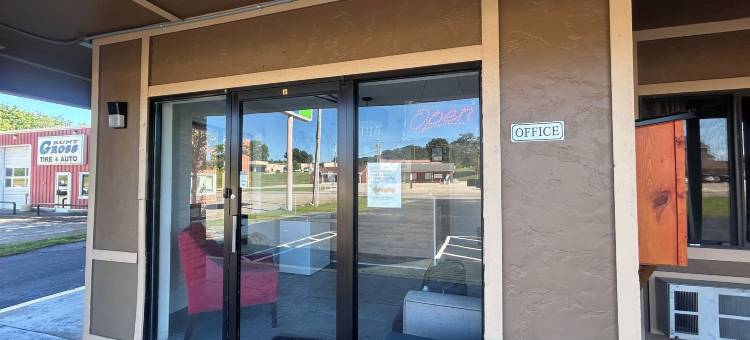 肯塔基欧文和里士满山景旅馆(Mountain View Inn Irvine Near Richmond KY)图片