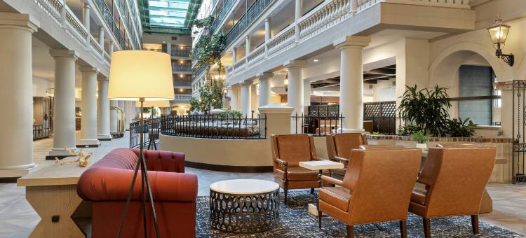 洛杉矶国际机场南安泊套房酒店(Embassy Suites by Hilton Los Angeles International Airport South)图片