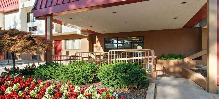 克利夫兰机场-米德尔堡高地红顶酒店(Red Roof Inn Cleveland Airport - Middleburg Heights)图片