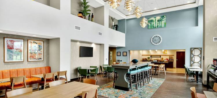 希尔顿欢朋套房酒店-奇珀瓦福尔斯(Hampton Inn & Suites Chippewa Falls)图片