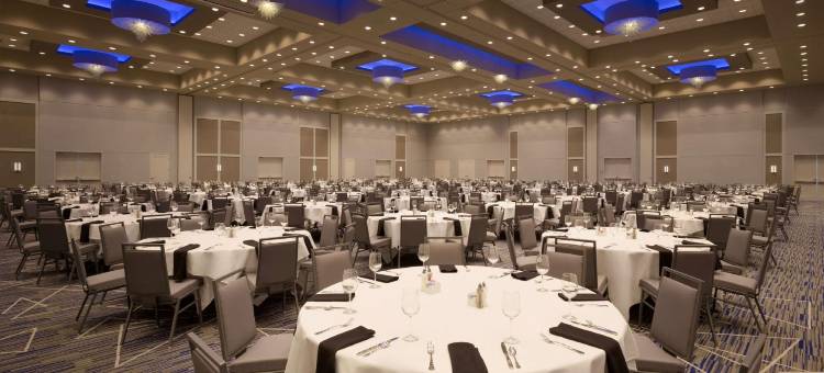 堪萨斯城奥拉西希尔顿安泊酒店(Embassy Suites by Hilton Kansas City Olathe)图片