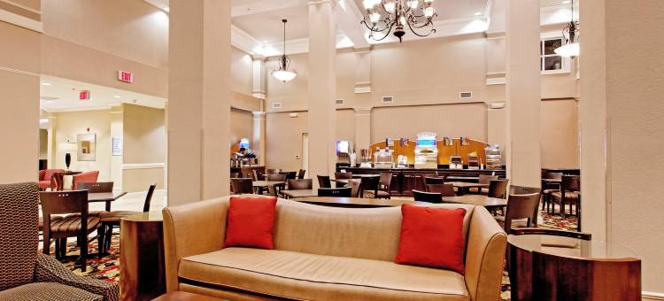 智选假日套房酒店克雷斯特维尤(Holiday Inn Express & Suites Crestview South I-10)图片