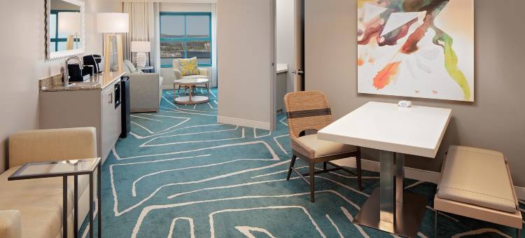 圣迭戈湾市中心希尔顿安泊酒店(Embassy Suites by Hilton San Diego Bay Downtown)图片