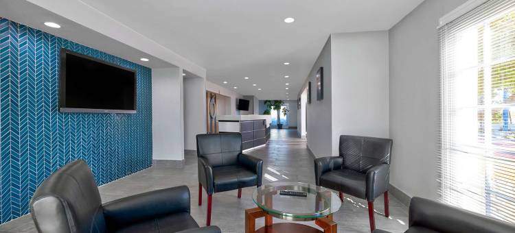 登顿一室公寓6号(Studio 6 Denton, TX - UNT)图片