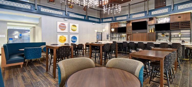卡拉马祖市中心希尔顿花园酒店(Hilton Garden Inn Kalamazoo Downtown)图片