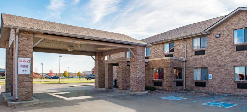 诺贝斯维尔凯艺酒店-印第安纳波利斯(Quality Inn Noblesville-Indianapolis)图片