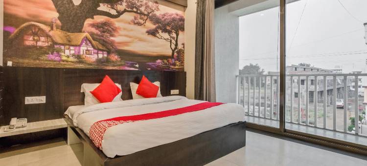 OYO 26117 施地维纳雅克庆祝酒店(OYO 26117 Hotel Siddhivinayak Celebrations)图片