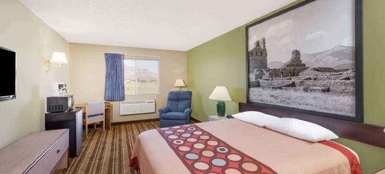 索科罗速8酒店(Super 8 by Wyndham Socorro)图片