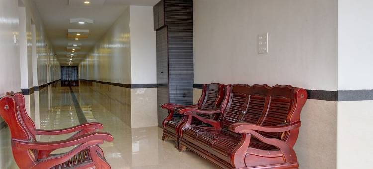 OYO 15850 K S 住宅酒店(OYO 15850 K S Residency)图片