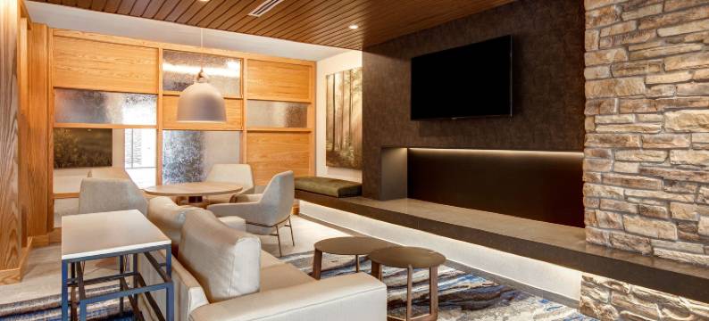 罗切斯特丘陵万枫酒店(Fairfield Inn & Suites Rochester Hills)图片