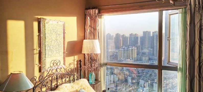 时光摄间摄影棚看日出同德昆明广场公寓(北京路分店)图片