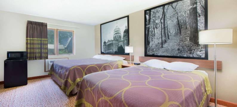 佩拉温德姆速8酒店(Super 8 by Wyndham Pella)图片