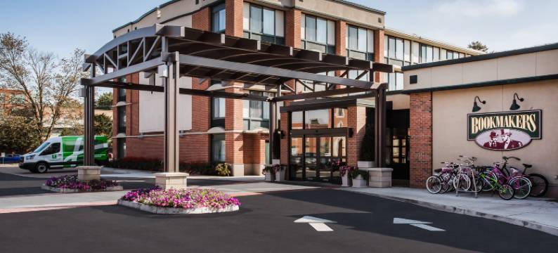 Holiday Inn 萨拉托加温泉(Holiday Inn SARATOGA SPRINGS by IHG)图片