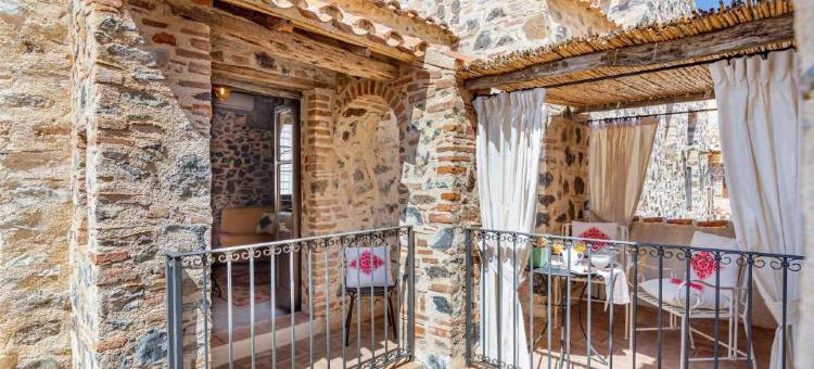 阿尔伯格迪弗索曼诺斯酒店(Albergo Diffuso Mannois)图片