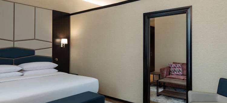 迪拜生产城福朋喜来登酒店(Four Points by Sheraton Production City, Dubai)图片