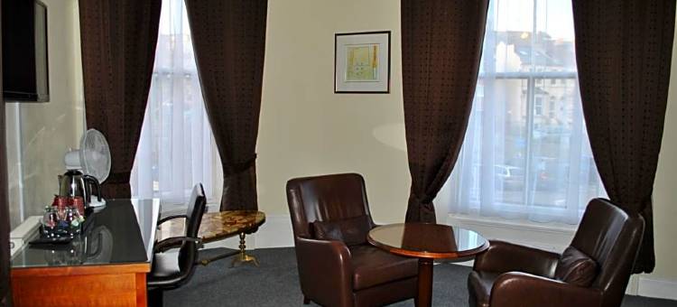 城镇之家客房酒店(Town House Rooms)图片