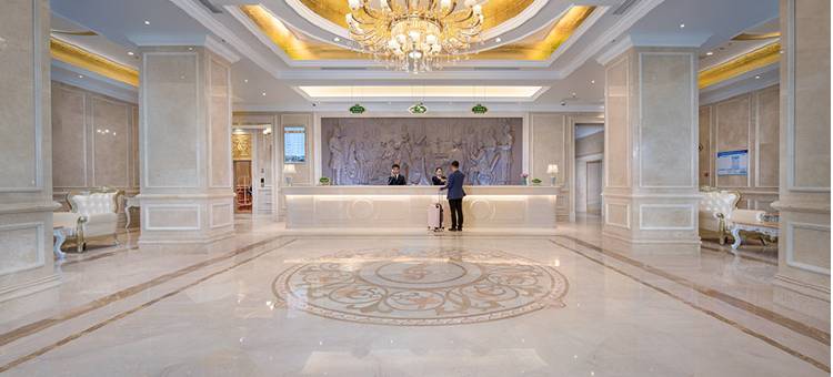 维也纳酒店(赣州火车站万达广场店)图片