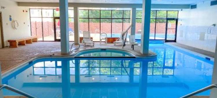 Ski-in Ski-Out Luxury Condo with Hot Tub and Pools图片