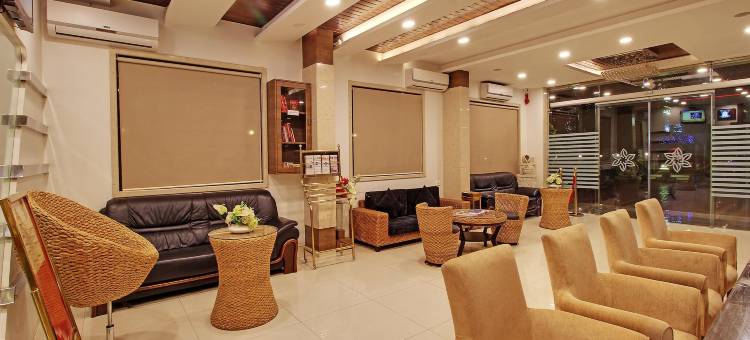 赛贾善酒店 - 祝福与舒适的交汇处(Hotel Sai Jashan Shirdi - Where Blessings & Comfort Meet)图片