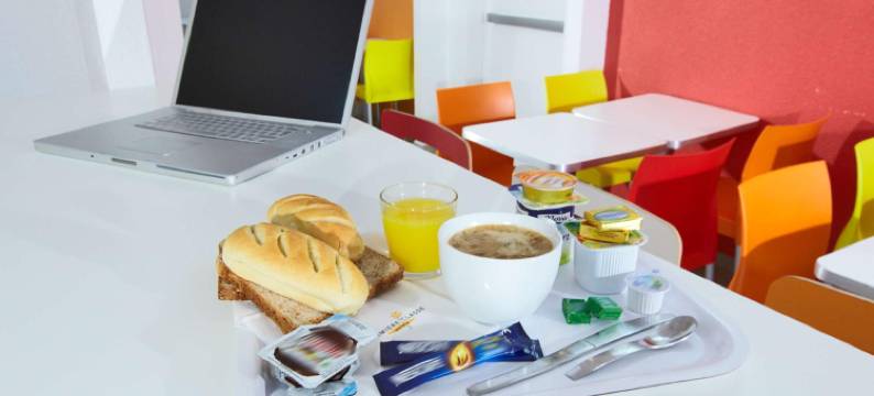 圣乔治新城普瑞米尔经典酒店-克雷代伊南(Hotel Premiere Classe Villeneuve Saint Georges - Creteil Sud)图片