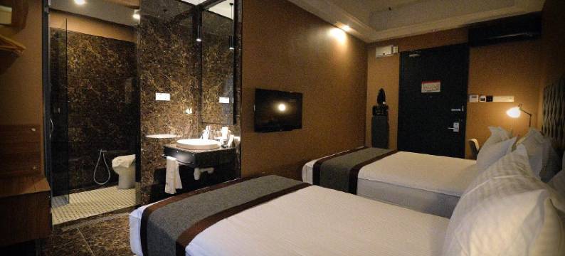 1969商务套房酒店@班达尔赛博(1969 Business Suites Bandar Botani, Ipoh)图片