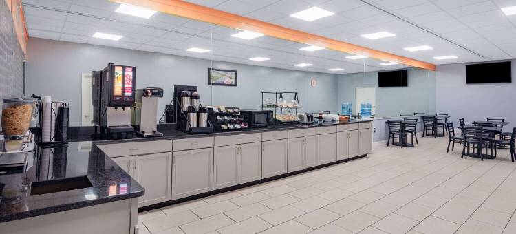 斯丹顿温德姆豪生酒店(Howard Johnson by Wyndham Staunton)图片