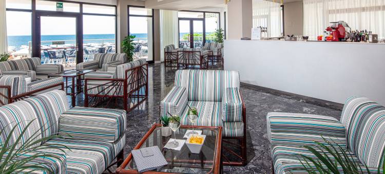 康多尔酒店(Hotel Condor)图片