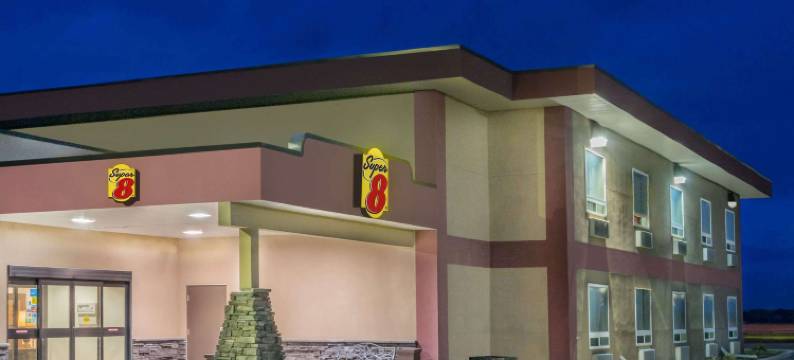 因尼斯费尔速8酒店(Super 8 by Wyndham Innisfail)图片