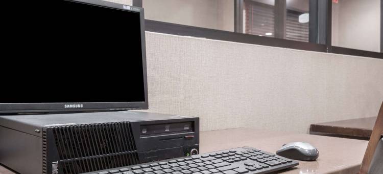 欧克莱尔呗盟套房酒店(Baymont by Wyndham Eau Claire WI)图片