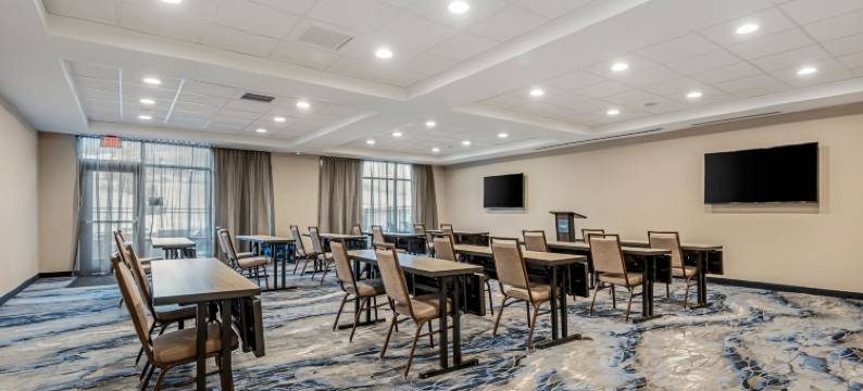 北康威万枫套房酒店(Fairfield Inn & Suites North Conway)图片