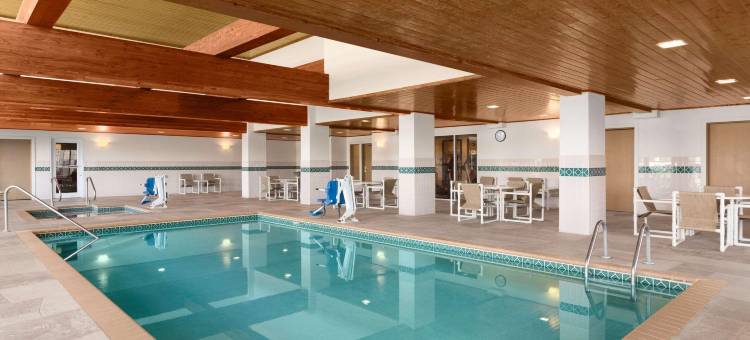 罗切斯特南卡尔森乡村套房酒店(Country Inn & Suites by Radisson, Rochester South, MN)图片