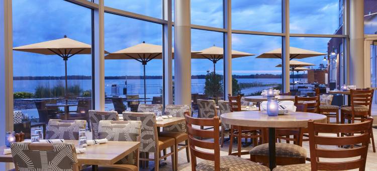 伊利湖湾万怡酒店(Courtyard Erie Bayfront)图片