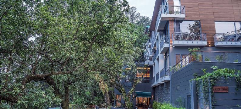 罗斯芬奇萨罗瓦尔港口比姆塔尔酒店(The Rosefinch Sarovar Portico)图片