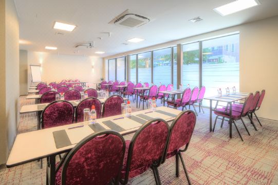 B&B HOTEL Mons Centre Hotel Overview