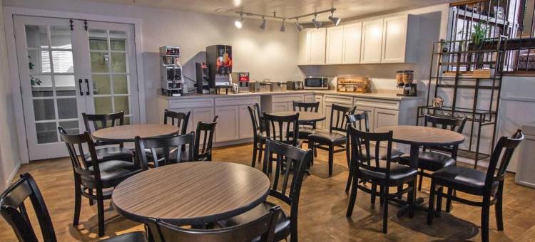 科达伦费尔布里奇旅馆(FairBridge Inn - Coeur d'Alene)图片