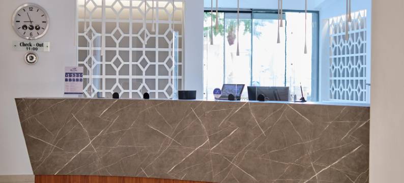 格拉罗斯海滩酒店(Glaros Beach Hotel)图片