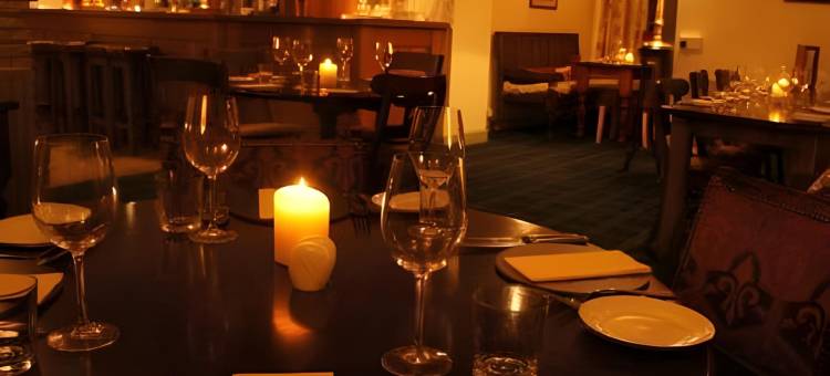 费尔法克斯阿姆斯酒店(The Fairfax Arms)图片