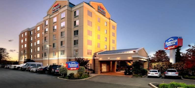 伍德布里奇万枫套房酒店(Fairfield Inn & Suites Woodbridge)图片