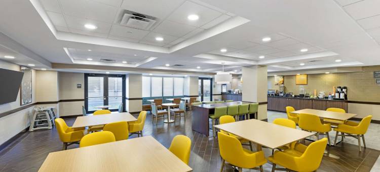阿灵顿高地舒适套房酒店-绍姆堡(Comfort Inn & Suites Arlington Heights - Schaumburg)图片
