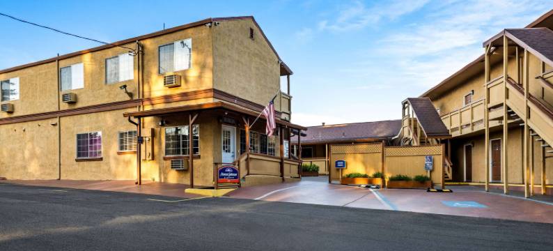 圣克鲁斯海滩浮桥豪生酒店(Howard Johnson by Wyndham Santa Cruz Beach Boardwalk)图片