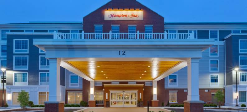 科德角运河欢朋酒店(Hampton Inn by Hilton Buzzards Bay Cape Cod Canal)图片