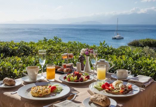 Elounda Mare Relais & Châteaux HotelHotel Overview