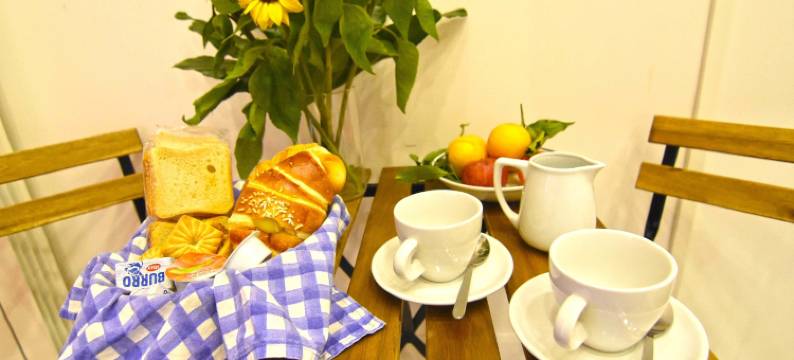 尼纳尔拉民宿(B&B Ninarella Napoli)图片