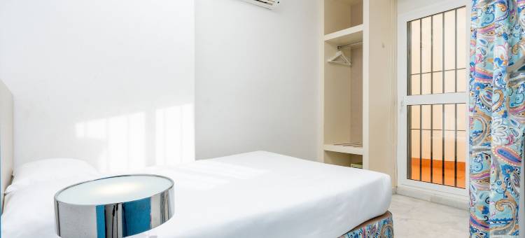 Smartr塞维利亚Las Dueñas(Smartr Sevilla Las Dueñas)图片