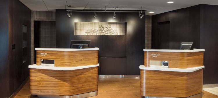 旧金山拉克斯珀兰丁/马林郡万怡酒店(Courtyard San Francisco Larkspur Landing/Marin County)图片