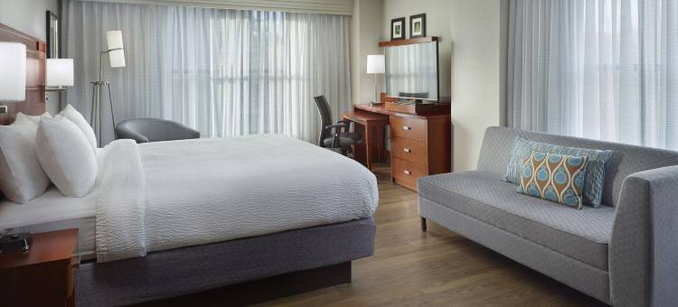 亚特兰大迪凯特市中心/埃默里万怡酒店(Courtyard Atlanta Decatur Downtown/Emory)图片