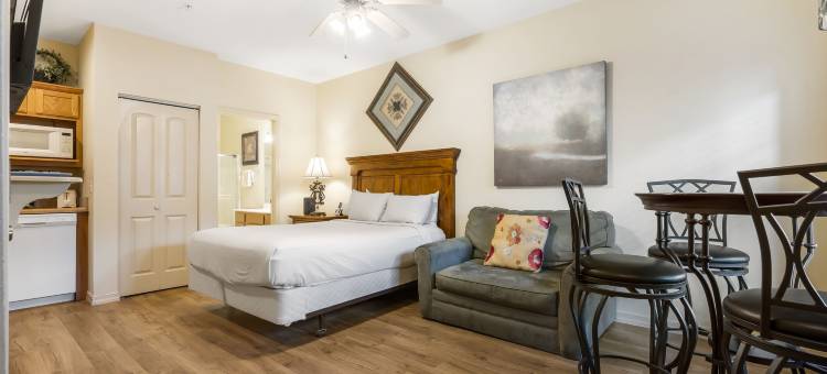 Kitchenette and Access to Exclusive Show Tickets - Cozy Getaway图片