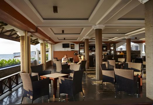 Coral Sands HotelHotel Overview